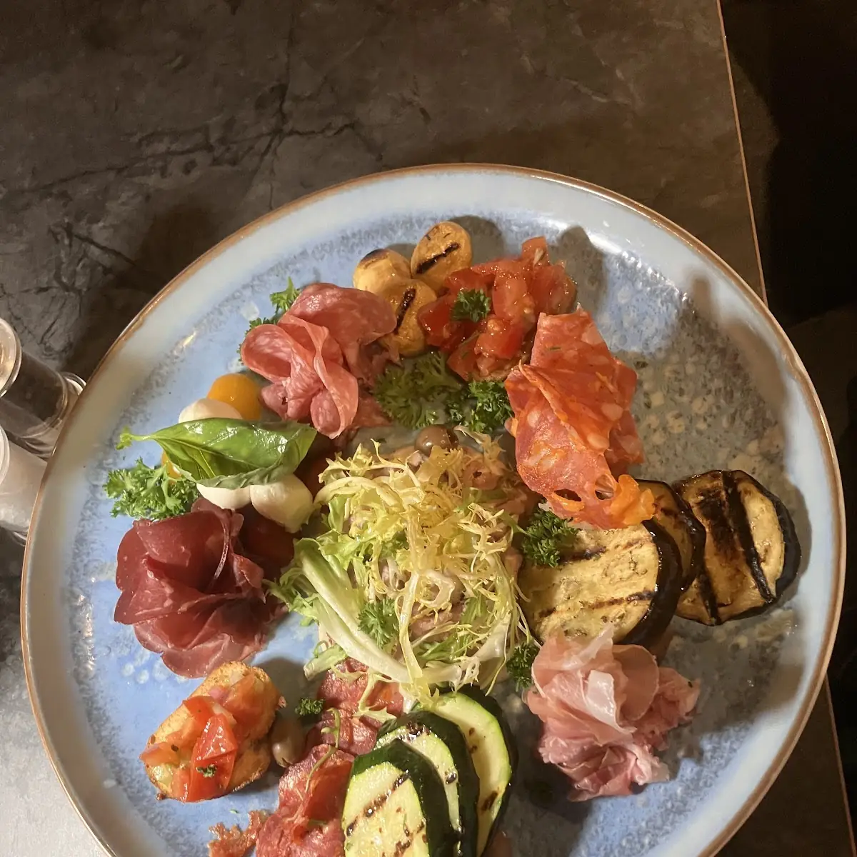 Essen und Trinken photo 2