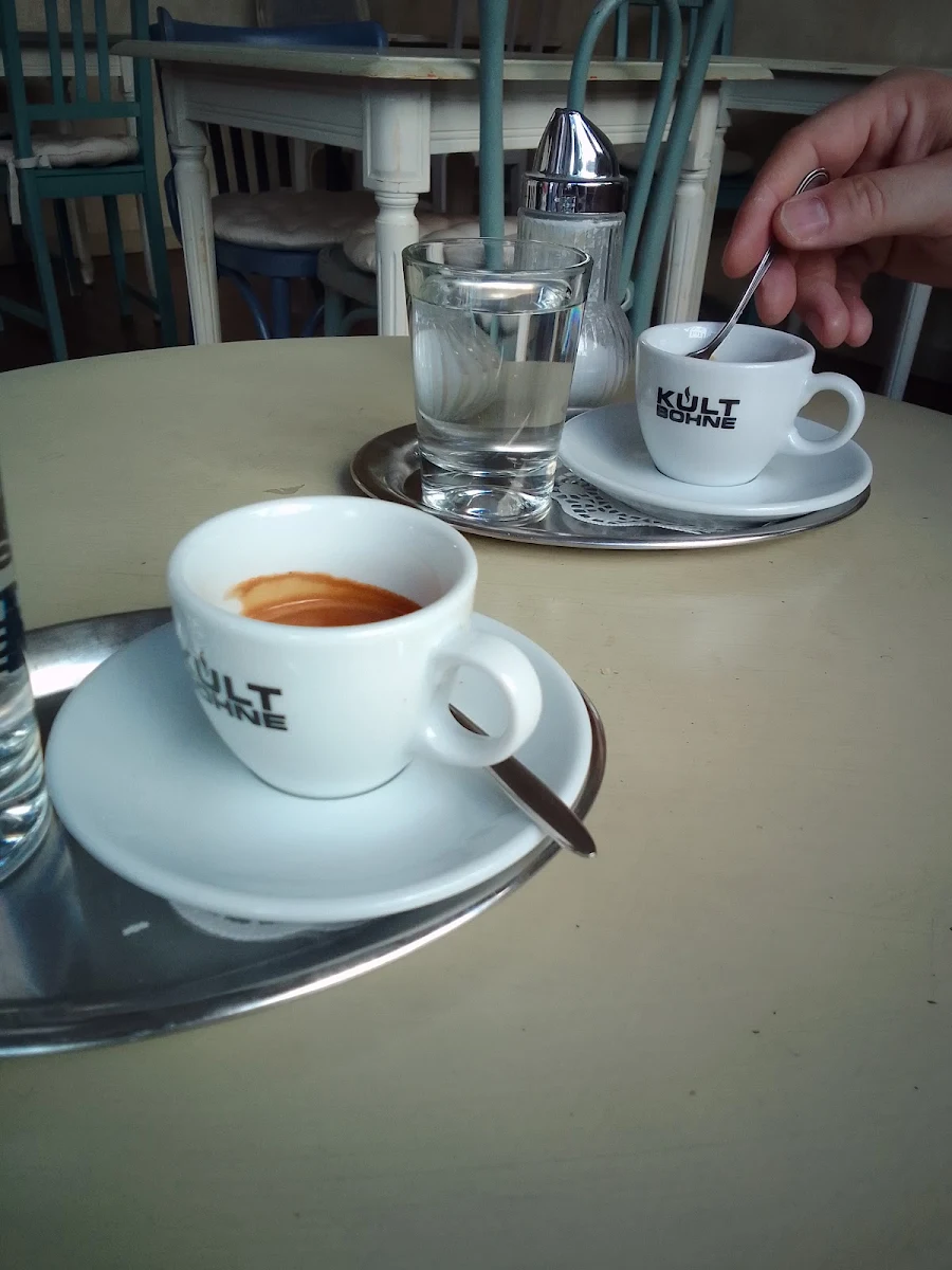 Essen und Trinken photo 2