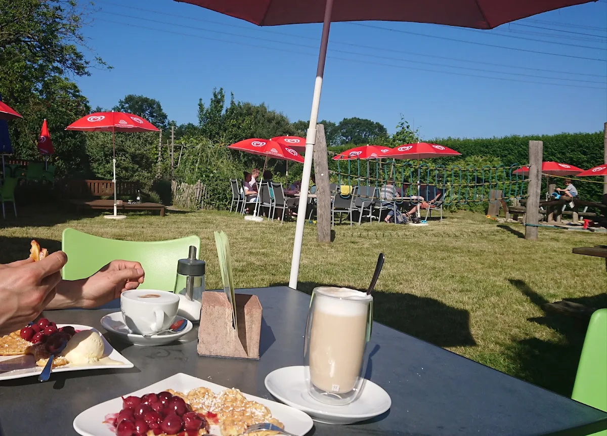 Essen und Trinken photo 2