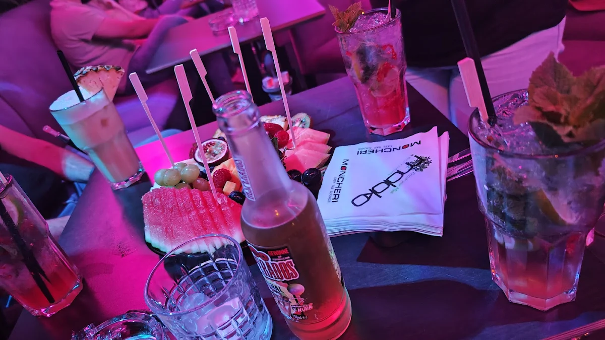 Essen und Trinken photo 2