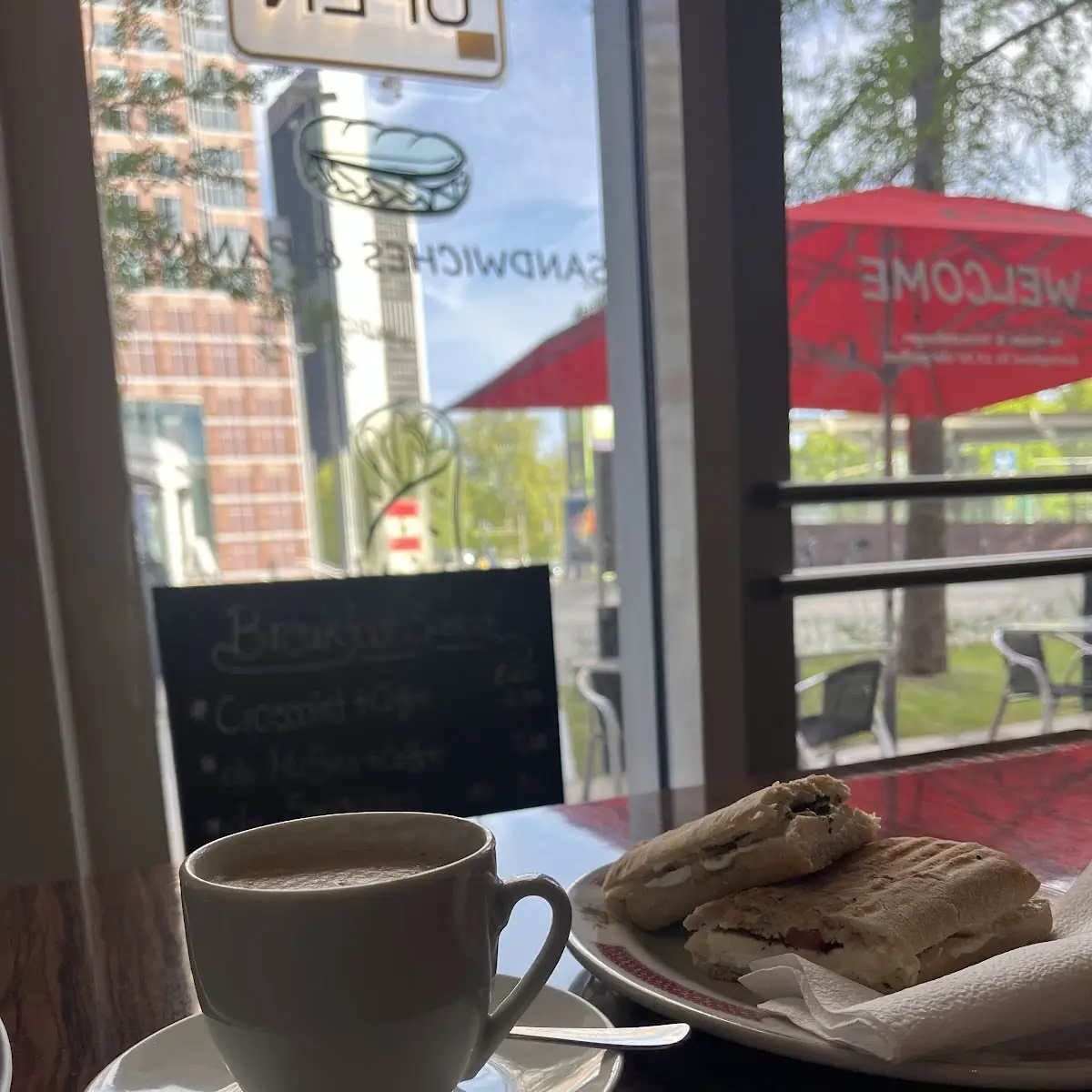 Essen und Trinken, Runway Sandwiches
