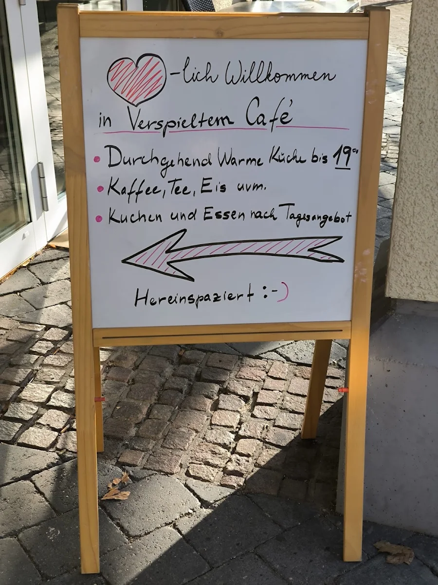 Speisekarte, Das verspielte Café