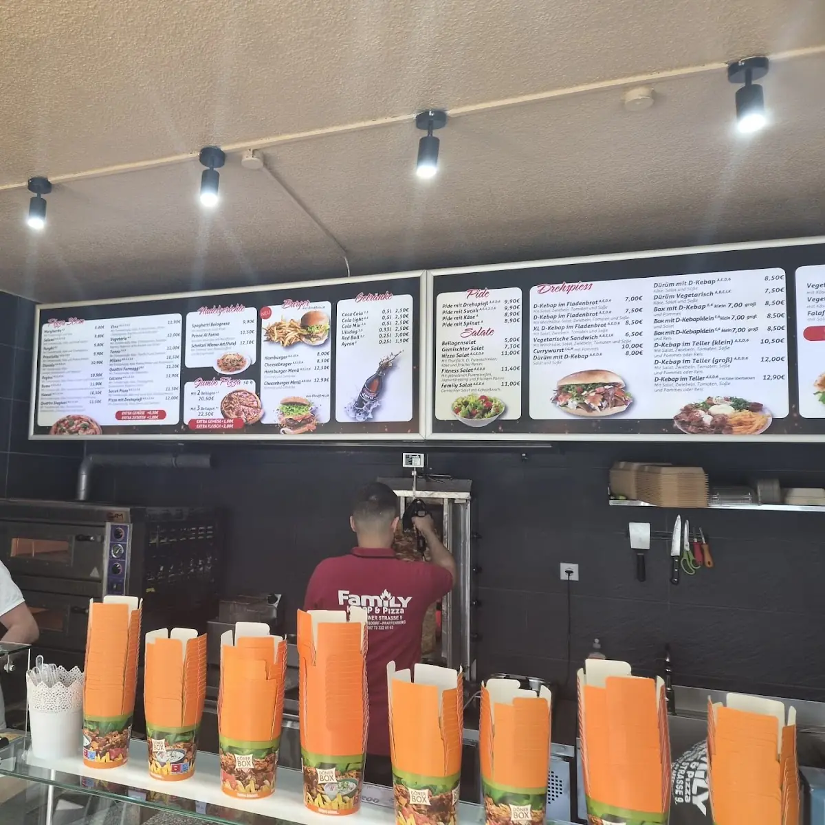 Speisekarte, Family Kebap & Pizza