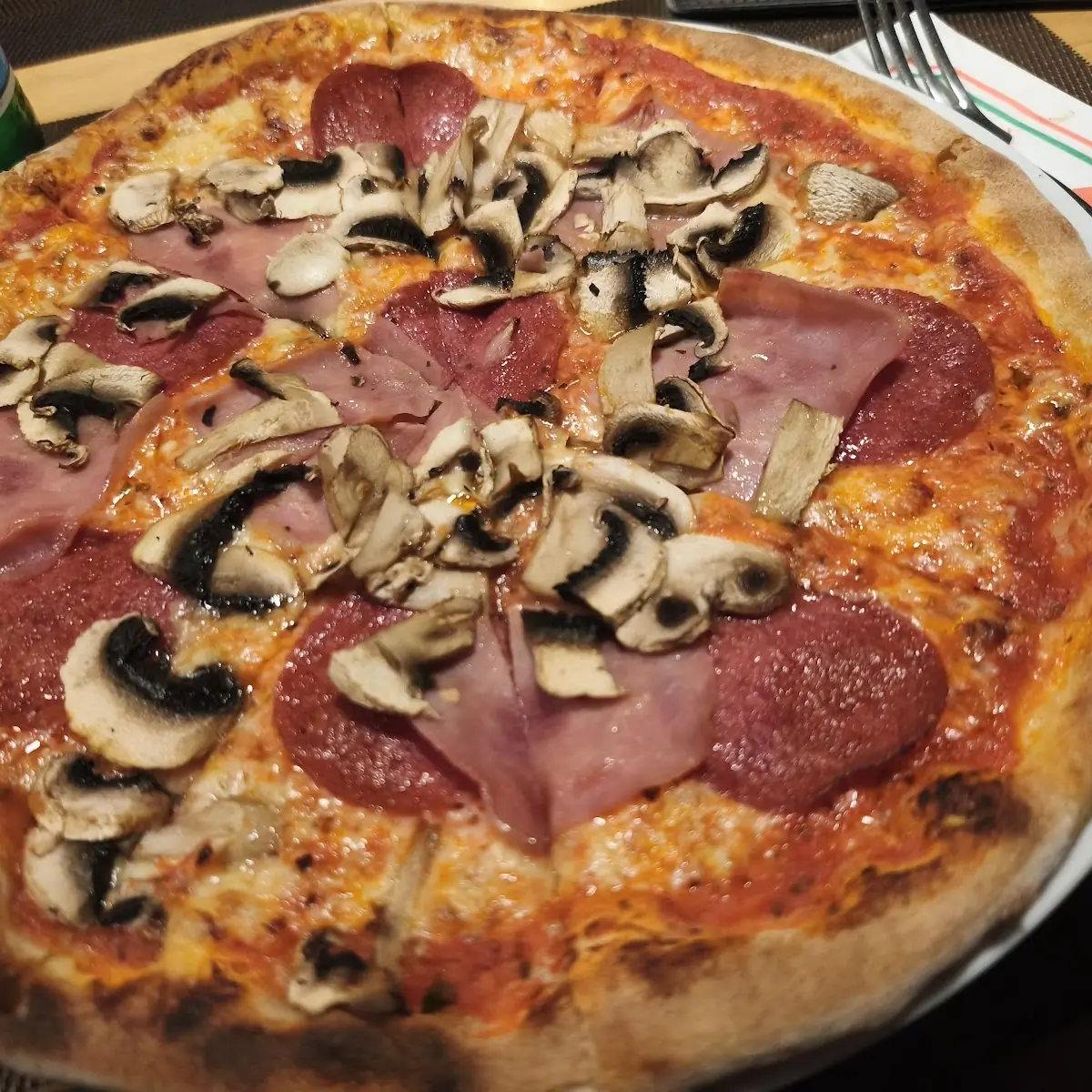 Essen und Trinken, Pizzeria Antico