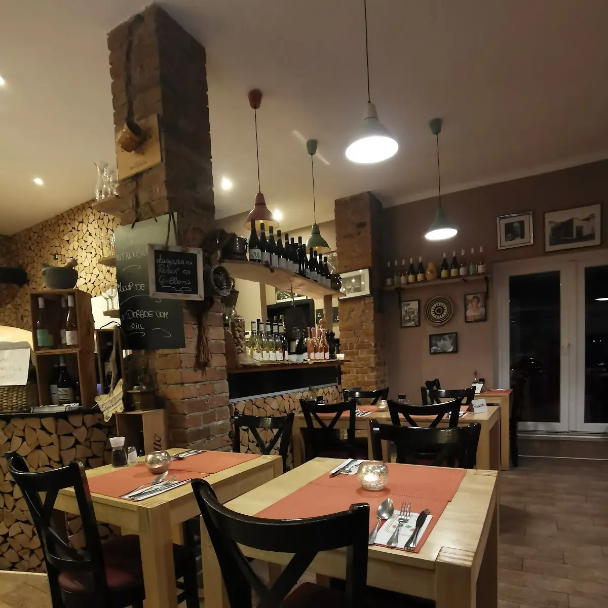 Atmosphäre, Pizzeria Antico