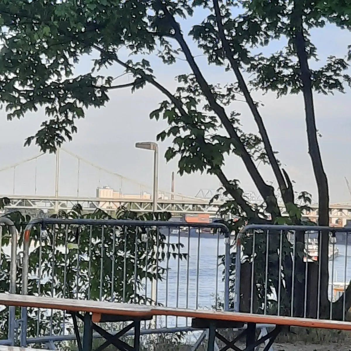 Atmosphäre, Rhine Side