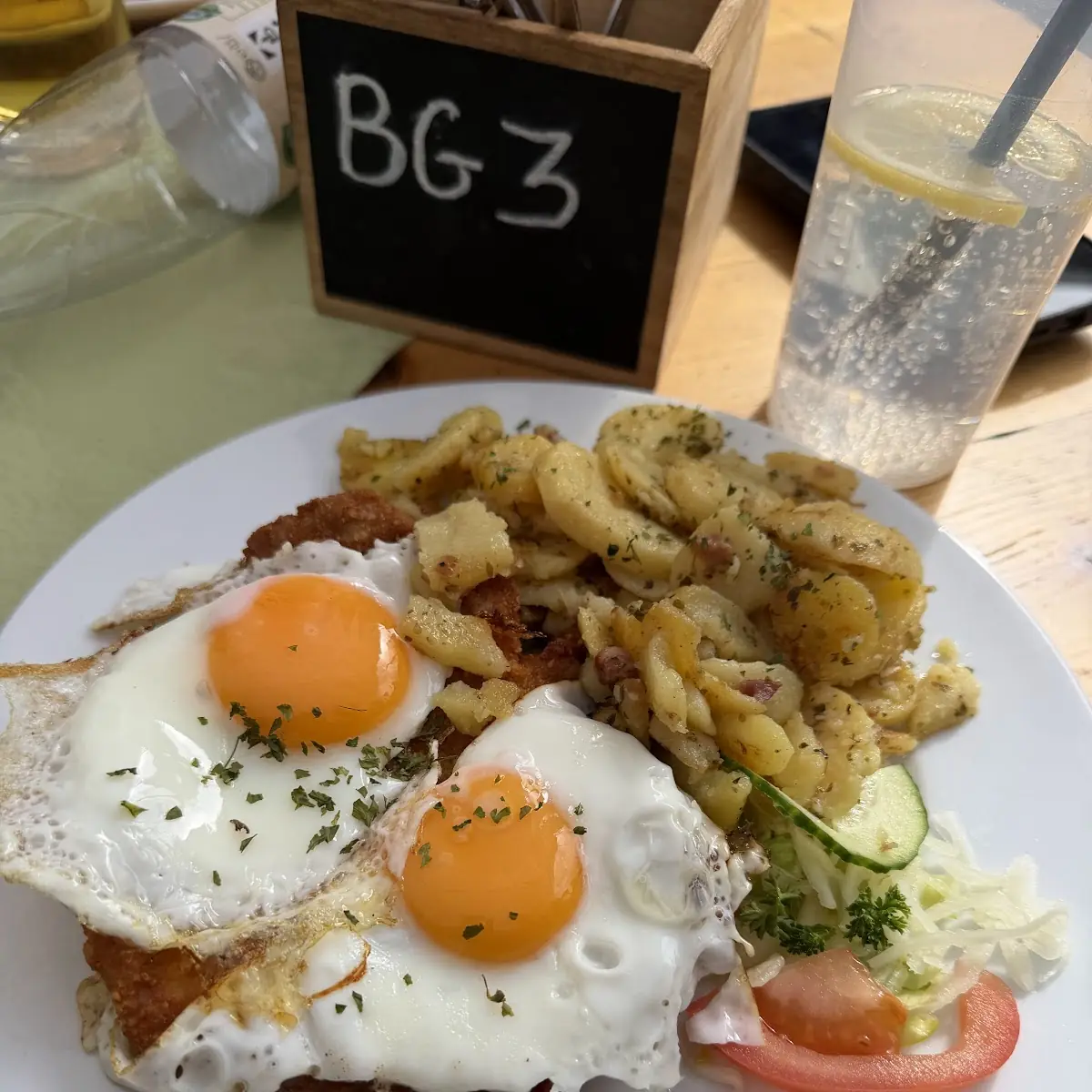Essen und Trinken photo 2