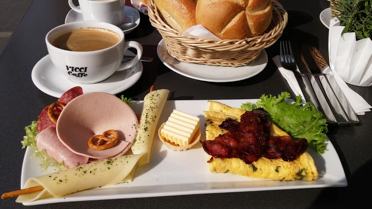 Essen und Trinken photo 1