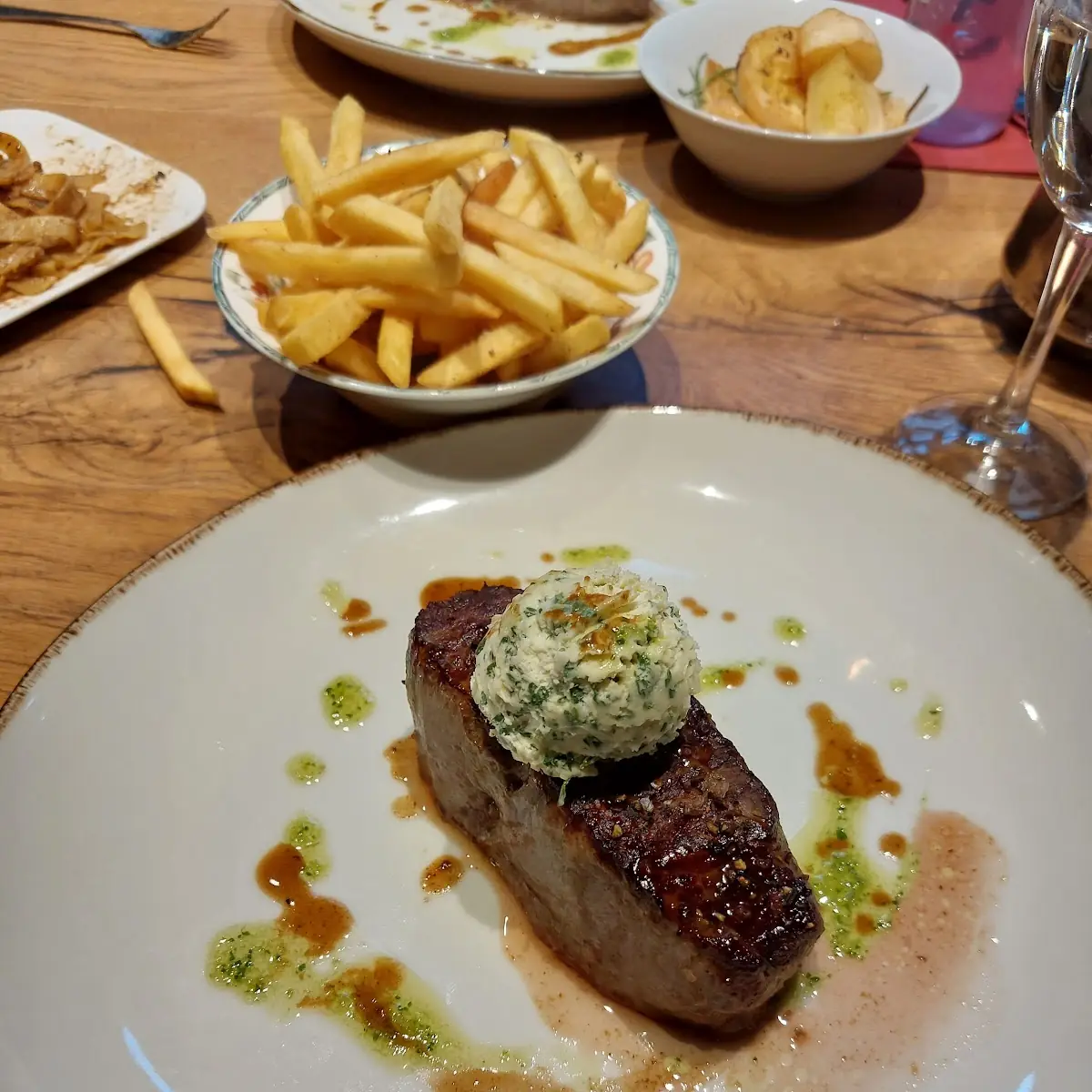 Essen und Trinken photo 2