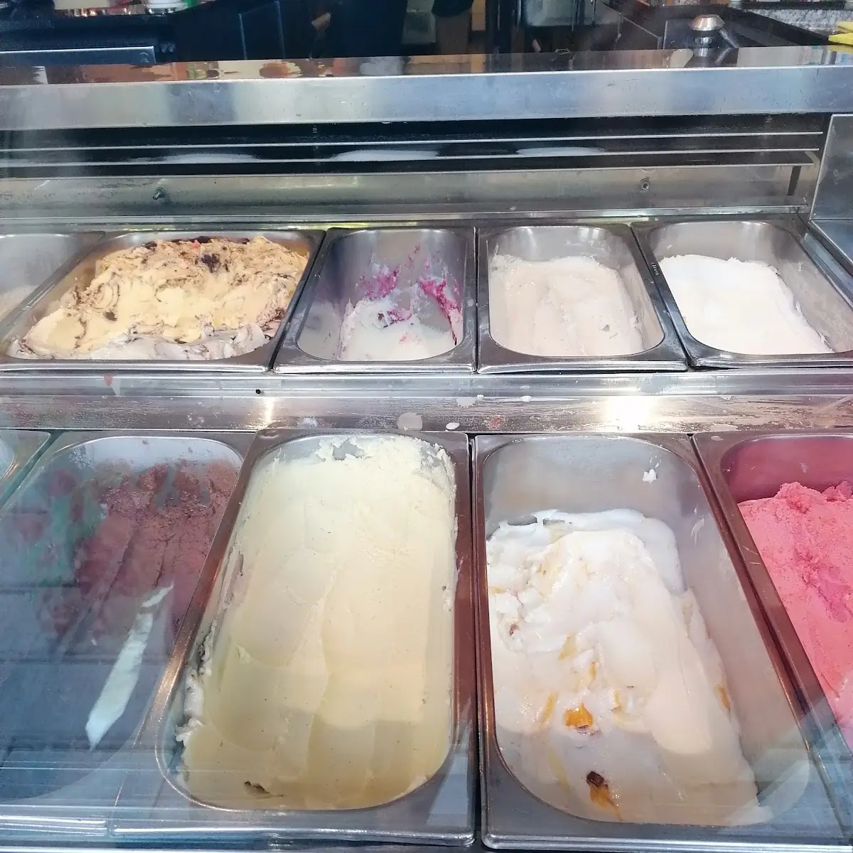 Atmosphäre, Eiscafé Paradiso GmbH