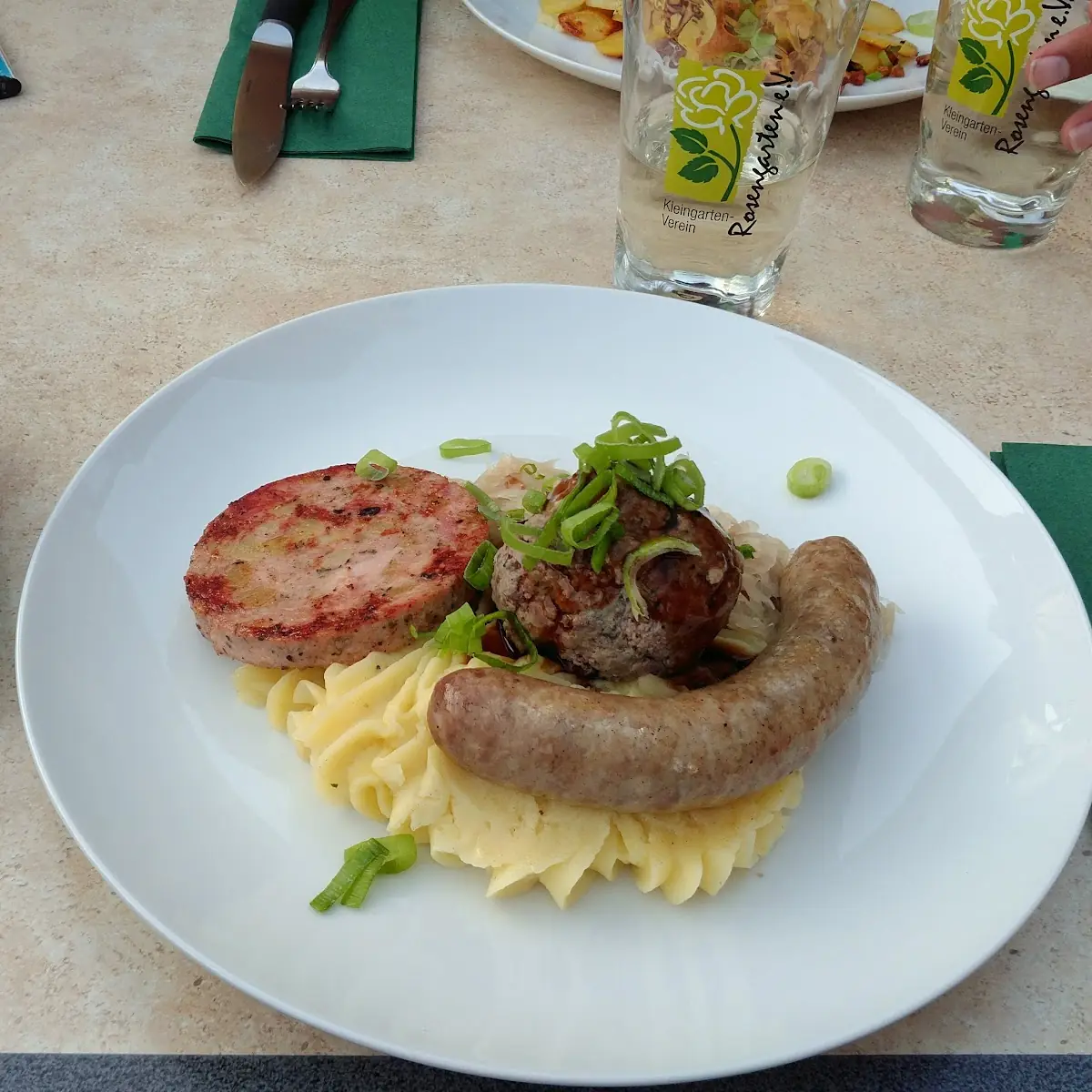 Essen und Trinken, Am Rosengarten