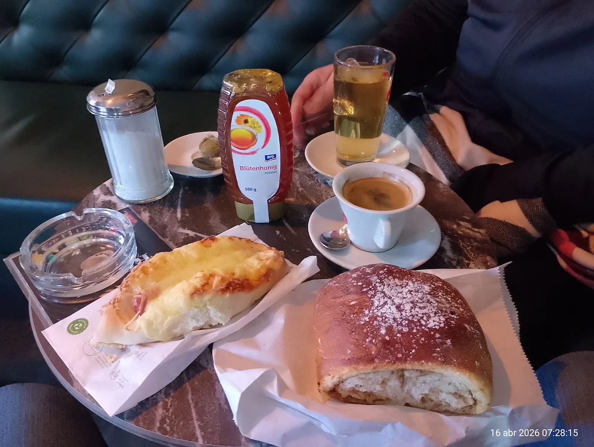Essen und Trinken photo 1