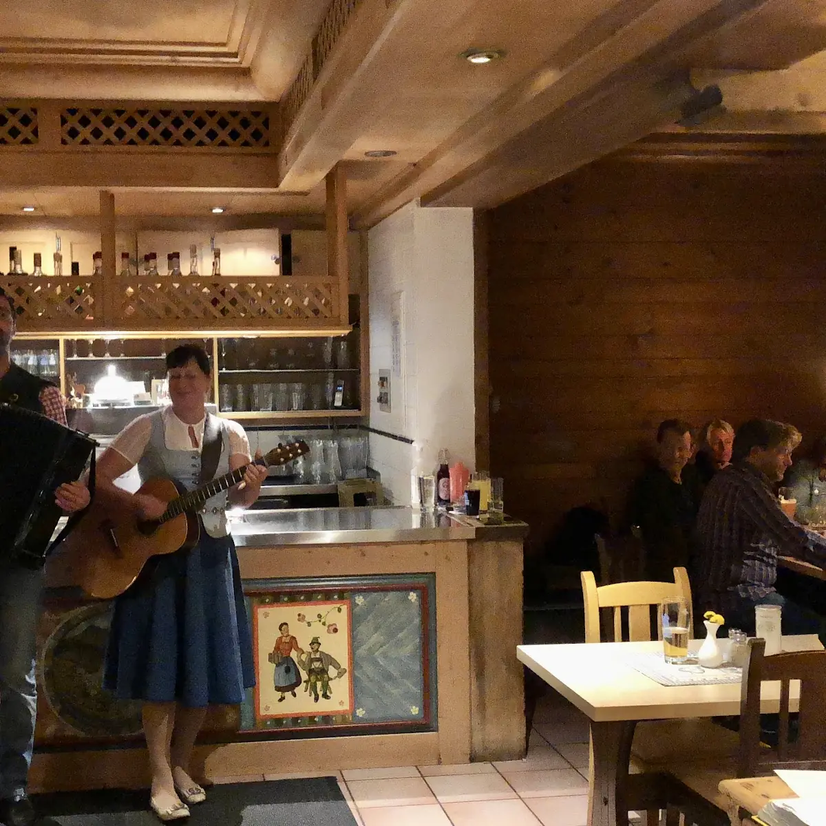 Atmosphäre, Gasthof zum Rosser