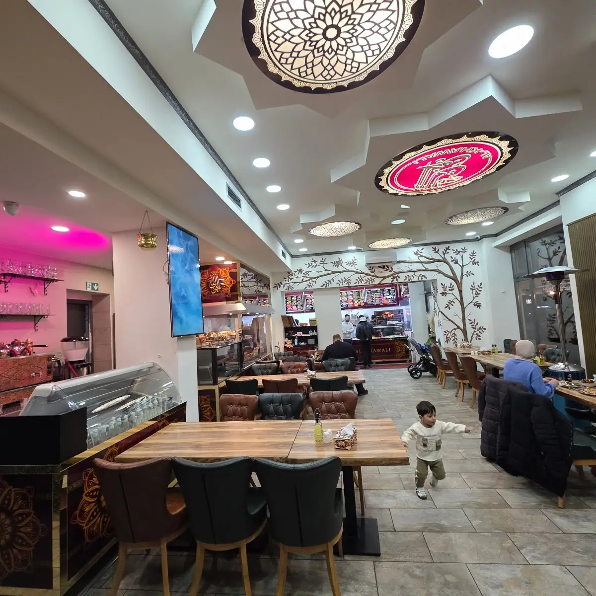 Atmosphäre, Al-Khawali Restaurant
