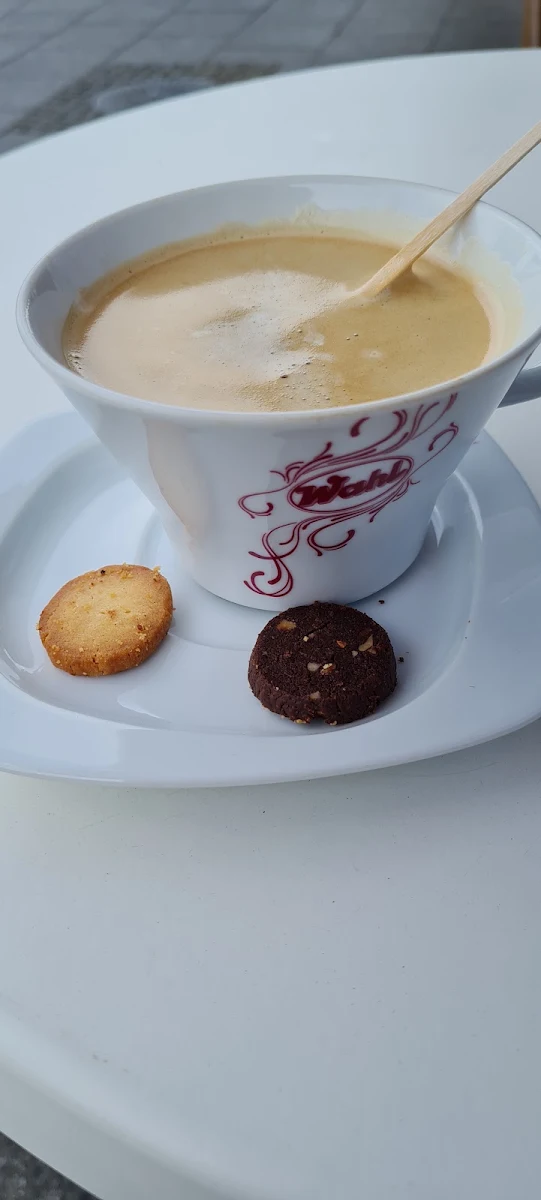 Essen und Trinken photo 1