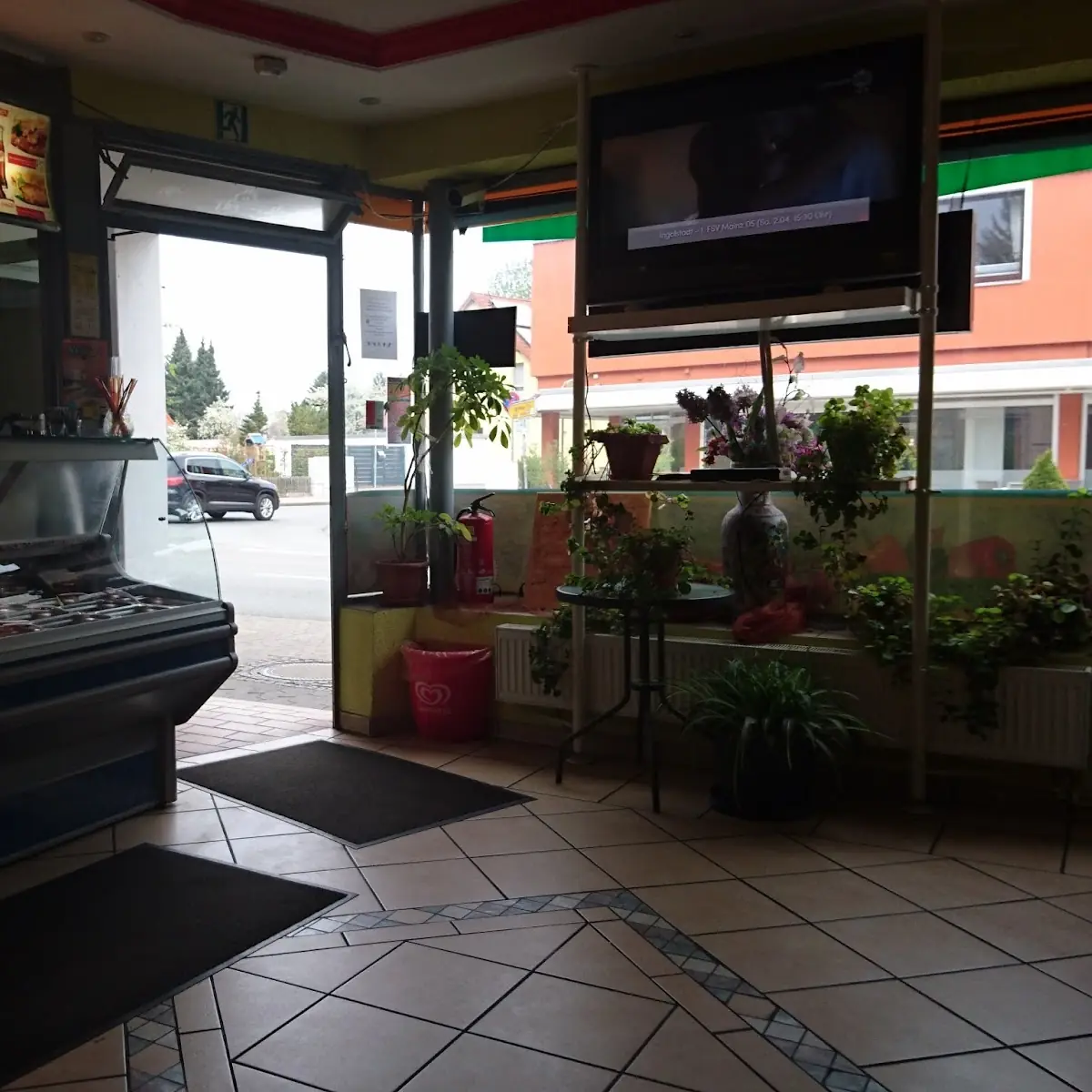 Atmosphäre, Syros Pizzeria