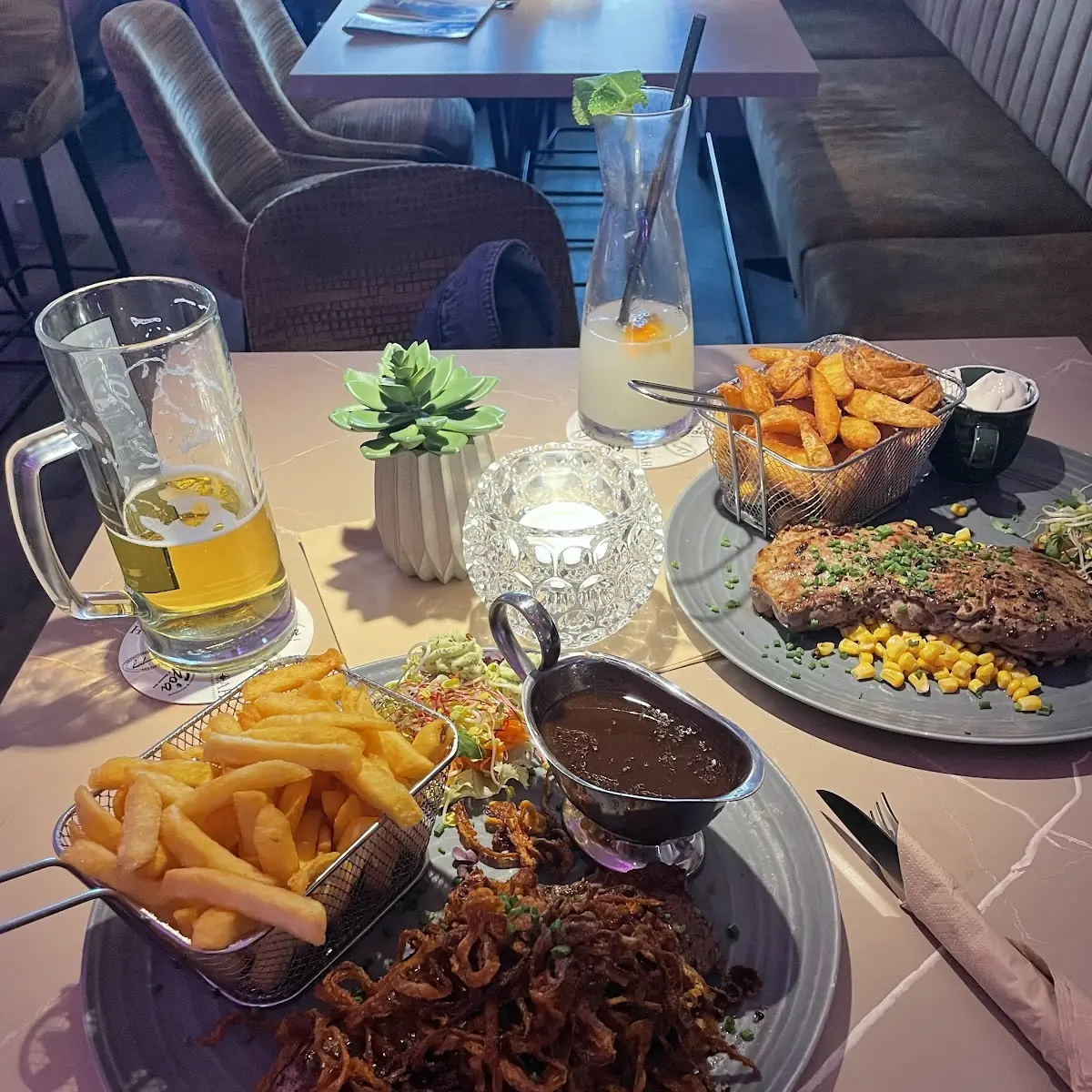 Essen und Trinken photo 2