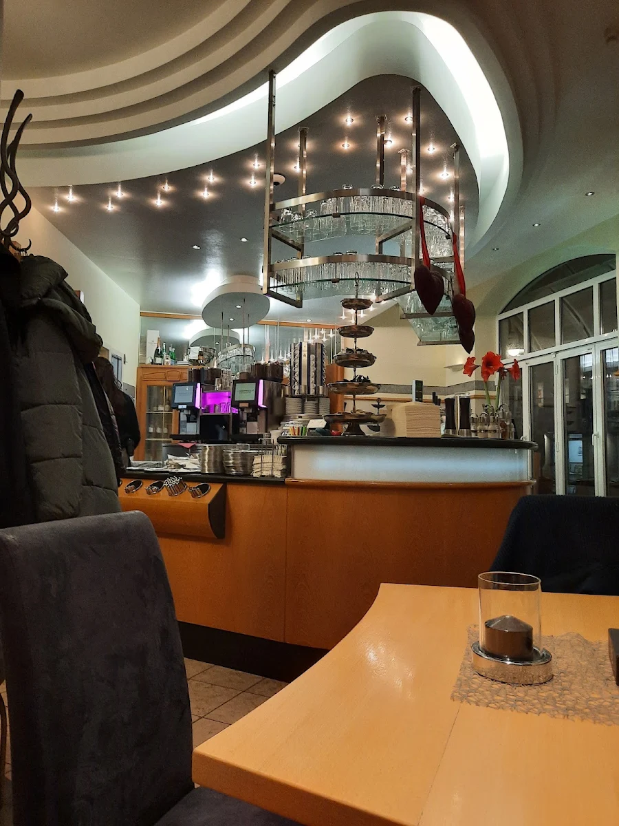 Atmosphäre, Cafe Intermezzo