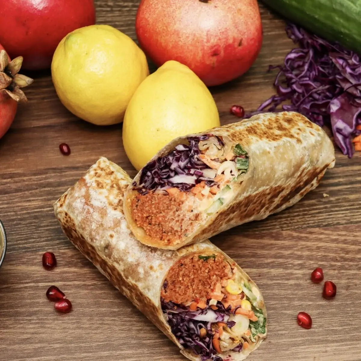 Essen und Trinken, VRAPS by sour kitchen | vegan Çiğ Köfte wraps