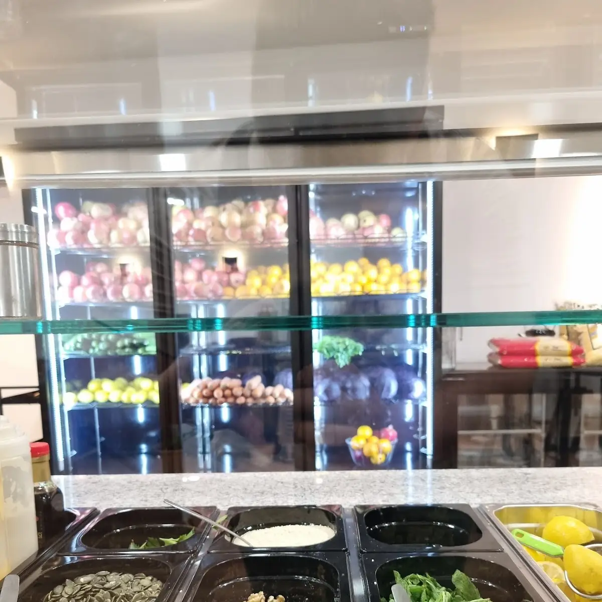 Atmosphäre, VRAPS by sour kitchen | vegan Çiğ Köfte wraps