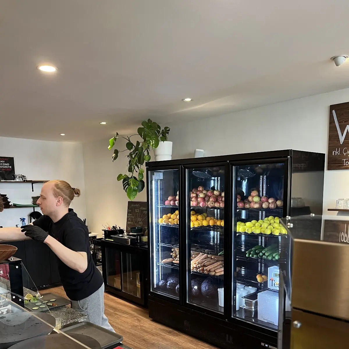 Atmosphäre, VRAPS by sour kitchen | vegan Çiğ Köfte wraps