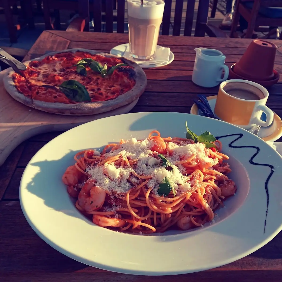 Essen und Trinken photo 2