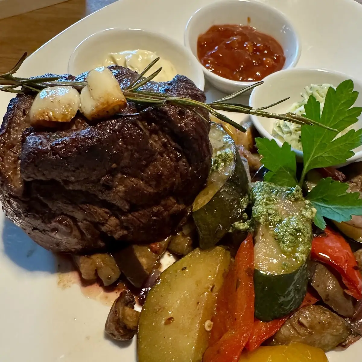 Essen und Trinken, Leo´s im werkhaus (ehemals Bahnhof)