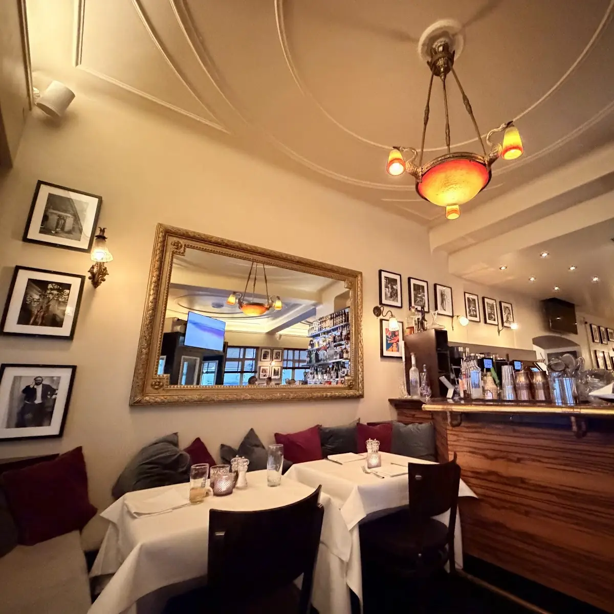 Atmosphäre, Leo's | Restaurant, Café & Wine-Bar