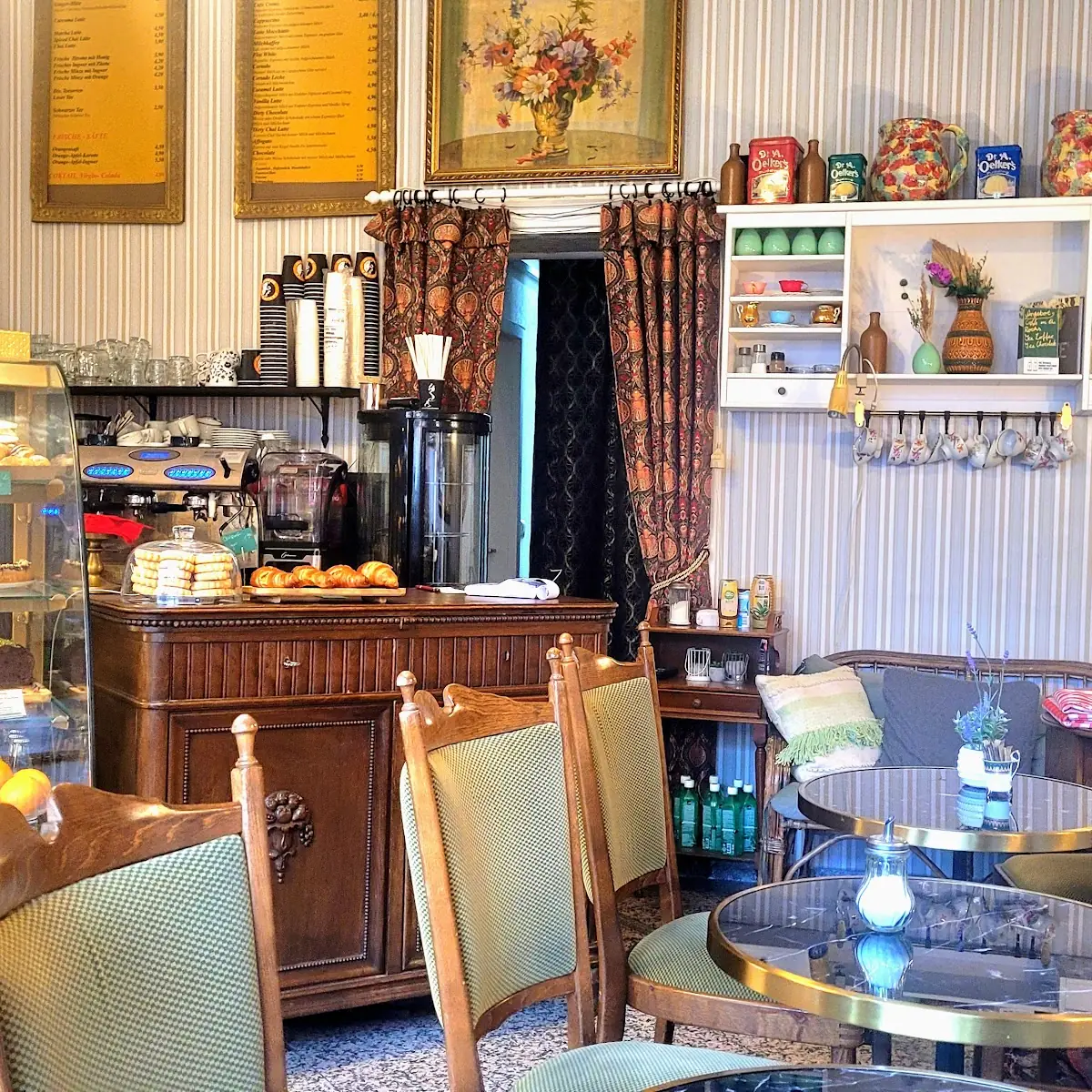 Atmosphäre, CARISMA Kuchen & Liebe