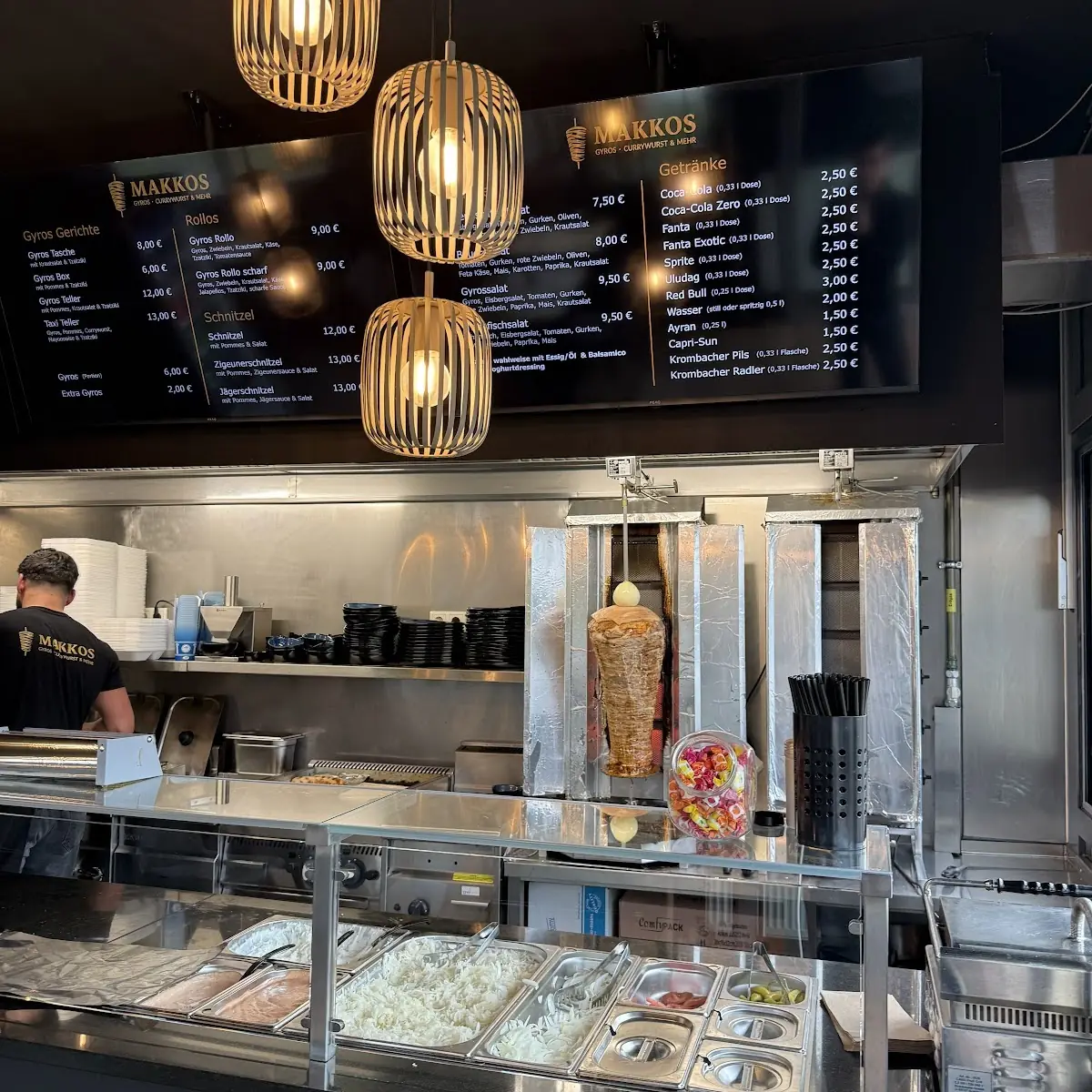 Atmosphäre, Makkos Gyros Currywurst & Mehr