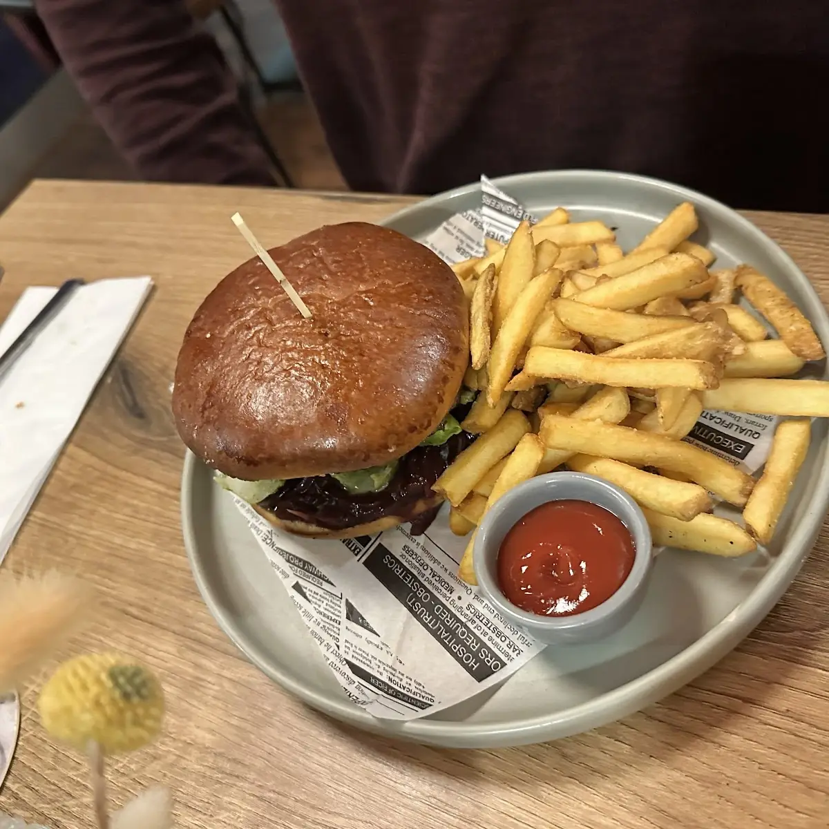 Essen und Trinken, Deins Restaurant
