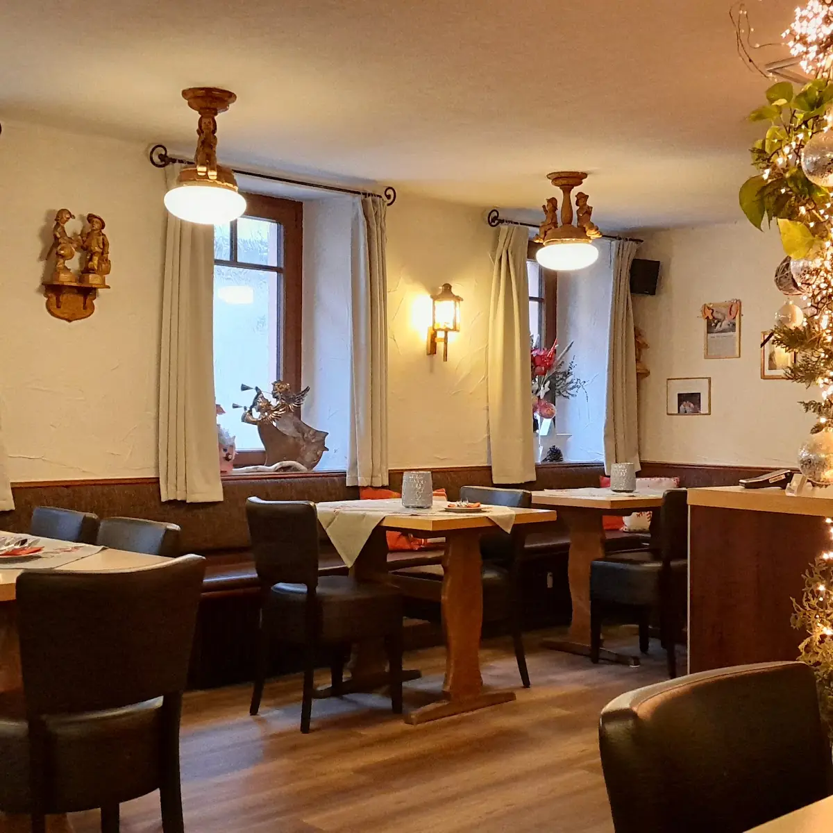 Atmosphäre, Zur Post