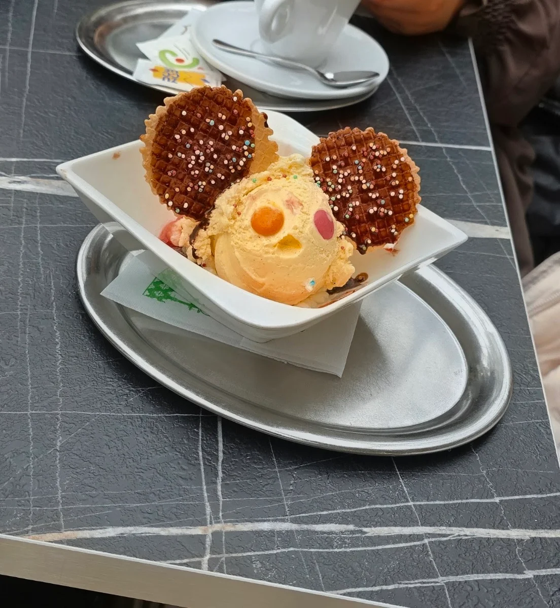 Essen und Trinken, Eiscafe Ca'd'Oro