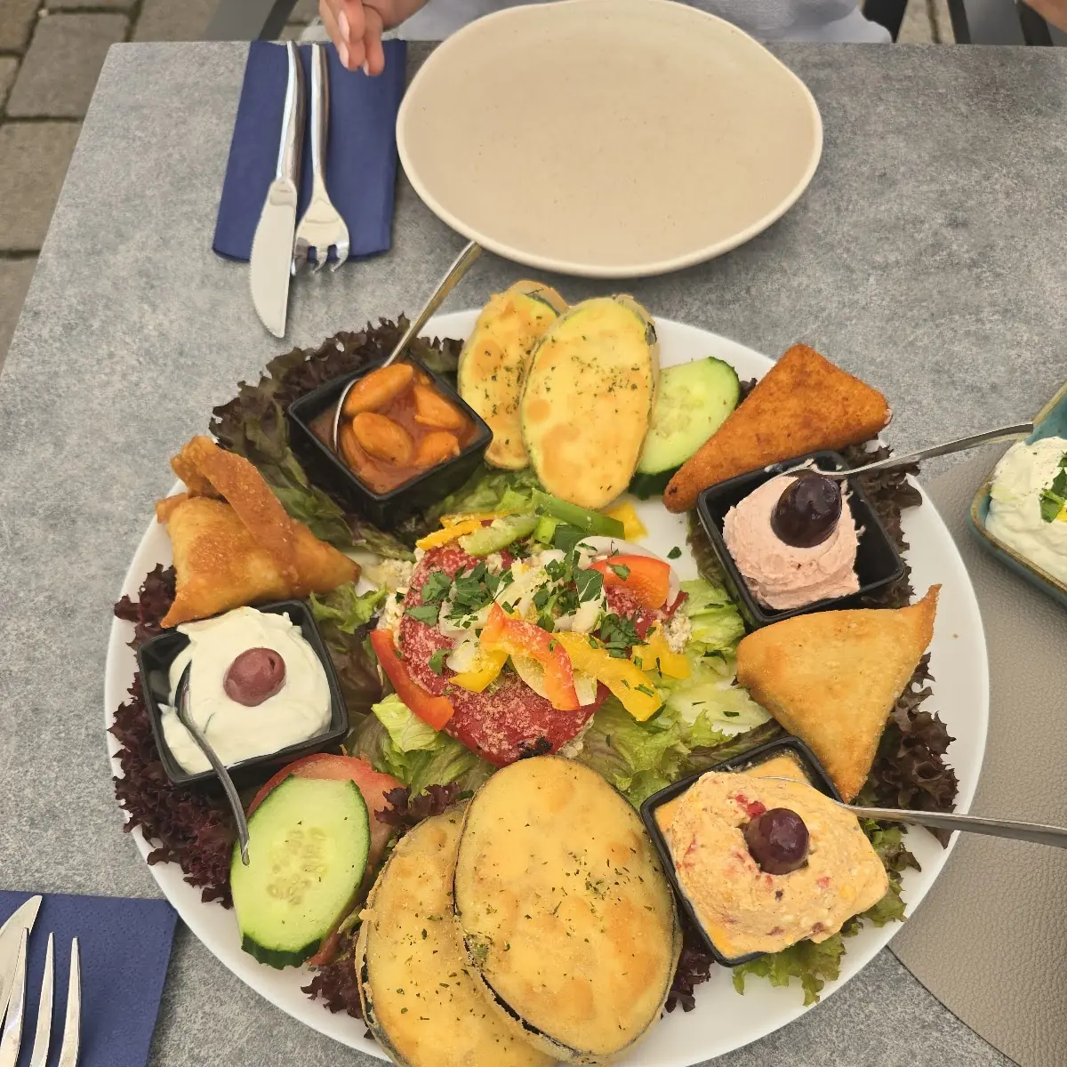 Essen und Trinken, Griechisches Restaurant Filoxenia