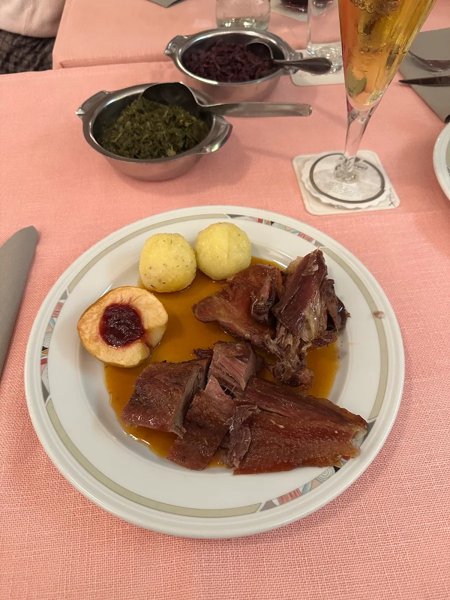 Essen und Trinken, Gasthaus Zum Goldenen Adler