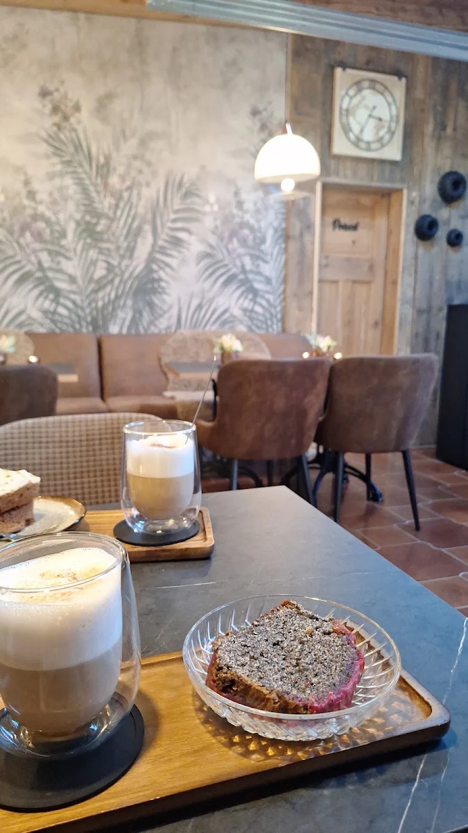 Essen und Trinken photo 2