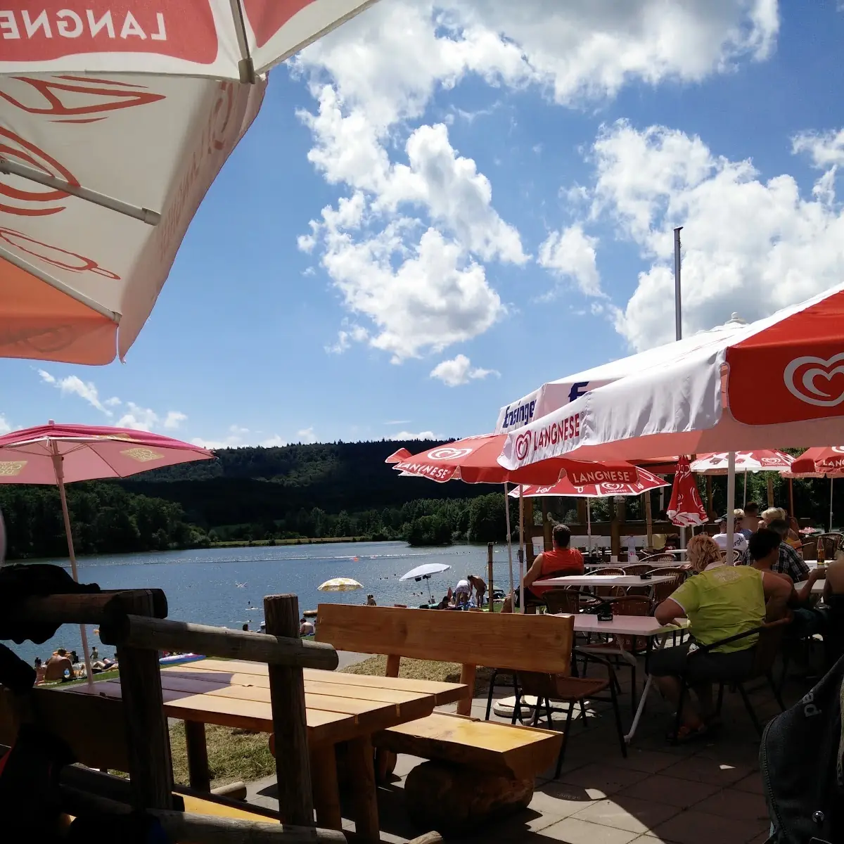 Atmosphäre, Wirtshaus am See