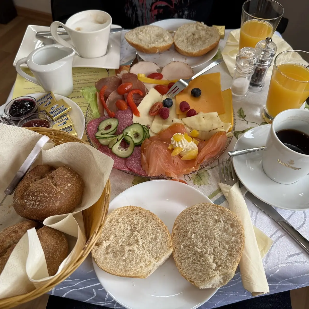 Essen und Trinken photo 1