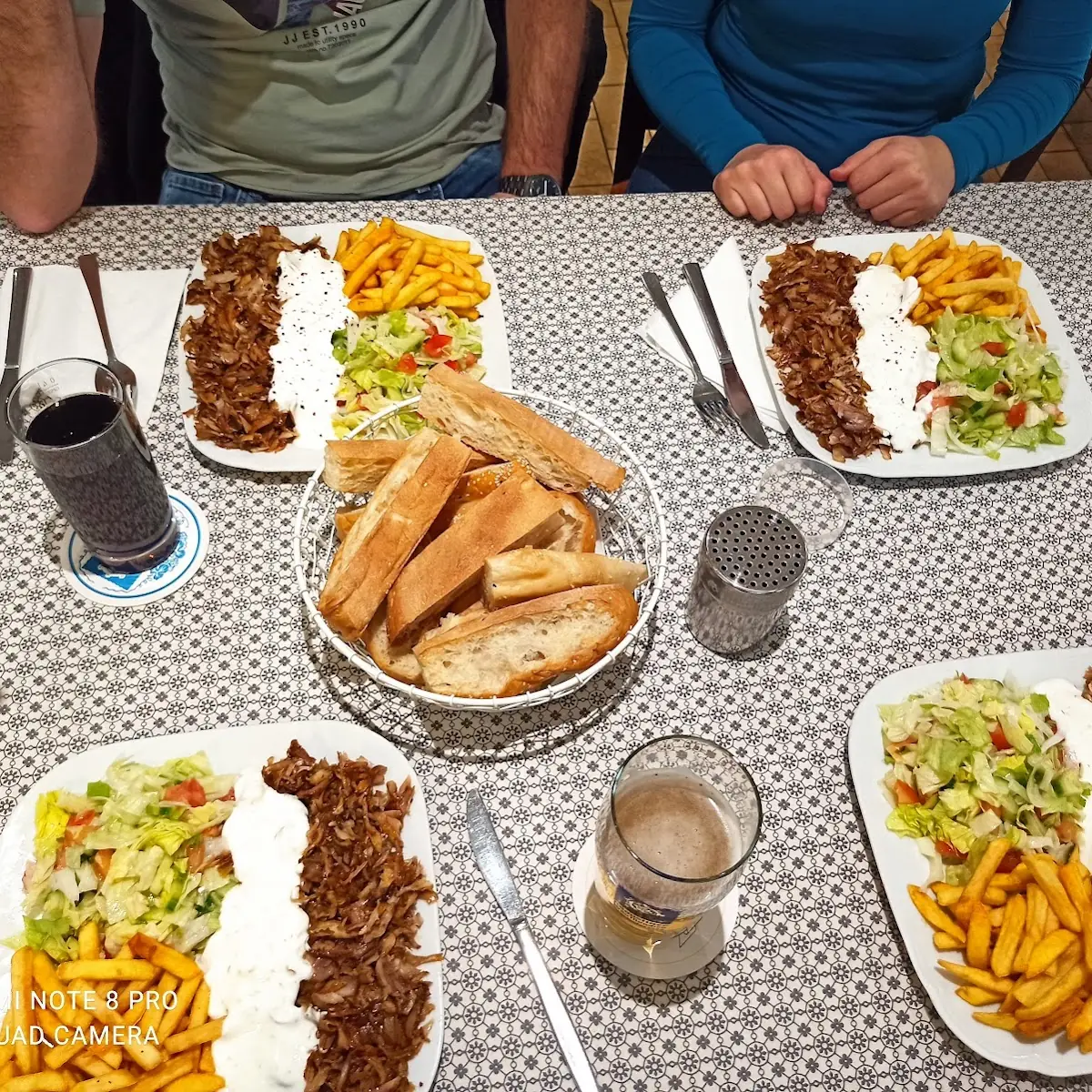 Essen und Trinken, Ali's Kebap-Salon