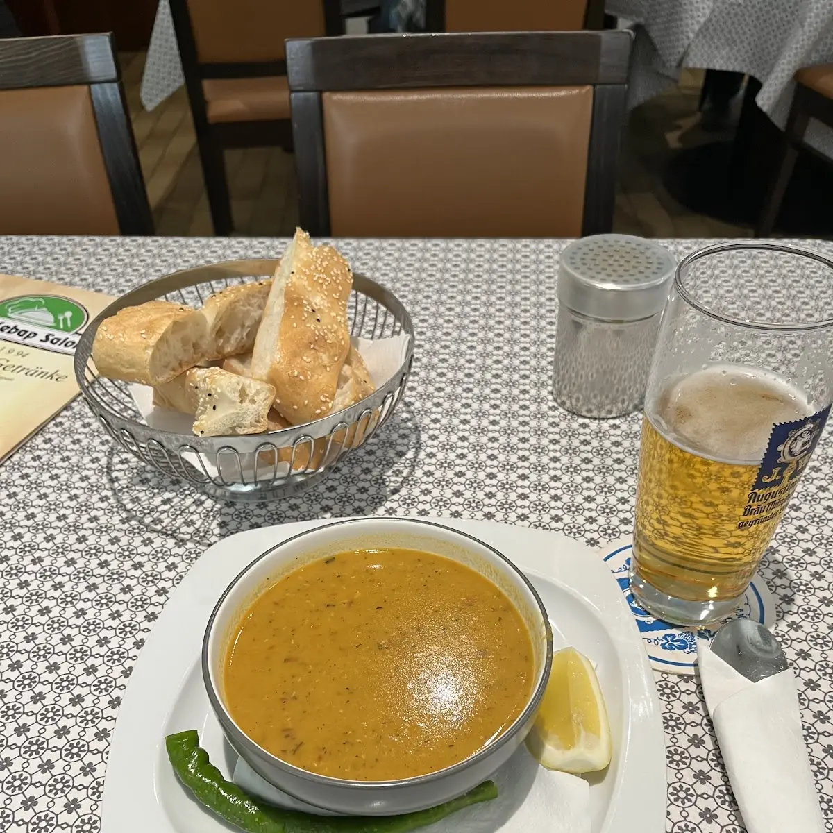 Essen und Trinken, Ali's Kebap-Salon