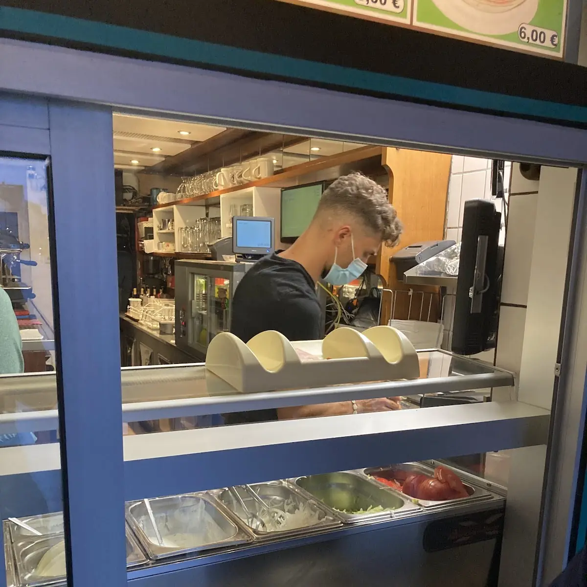 Atmosphäre, Ali's Kebap-Salon