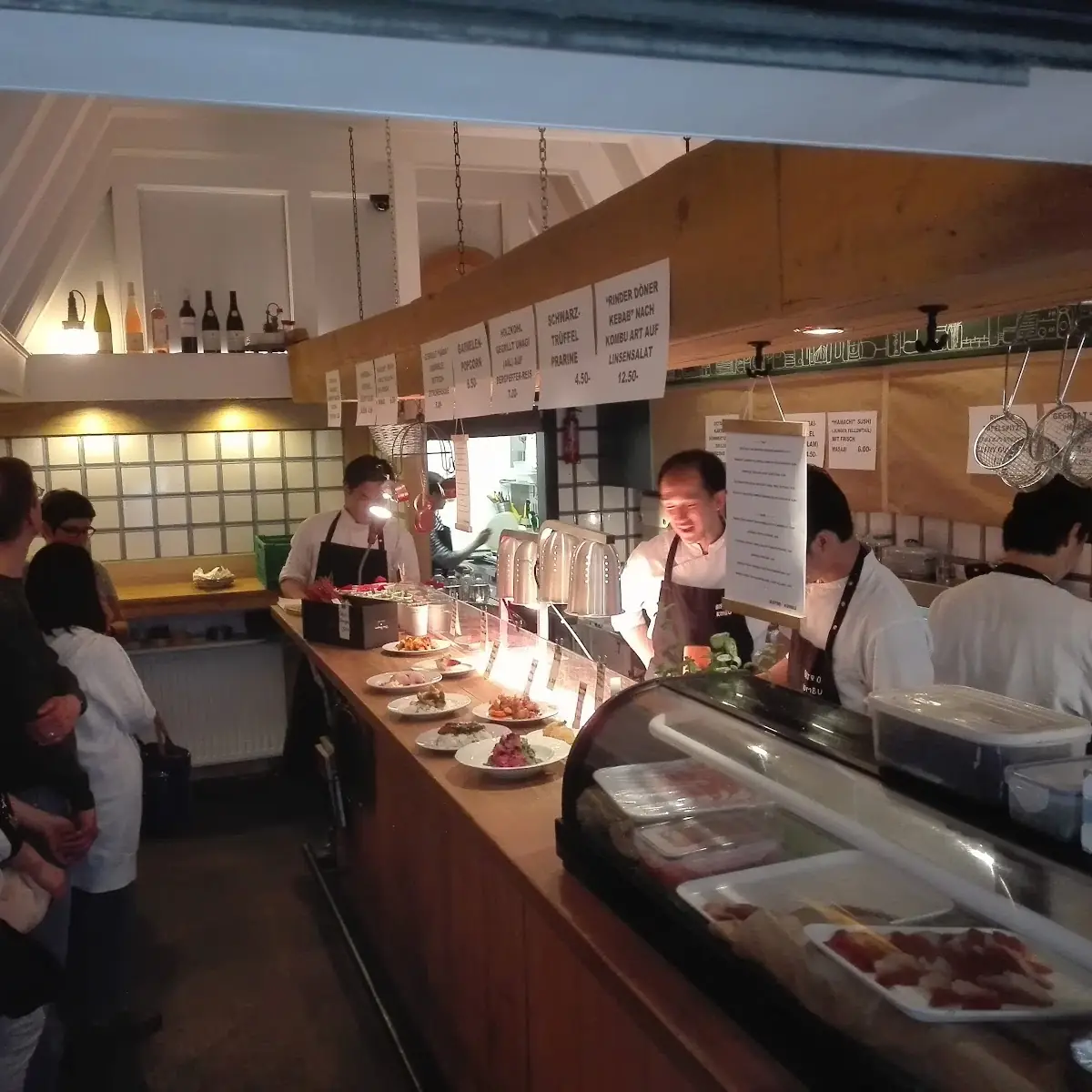 Atmosphäre, Bistro KOMBU
