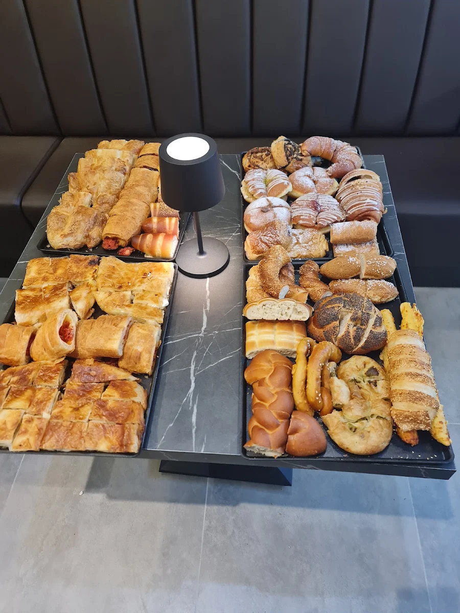 Essen und Trinken, Brot und Seele (Bäckerei / Café)