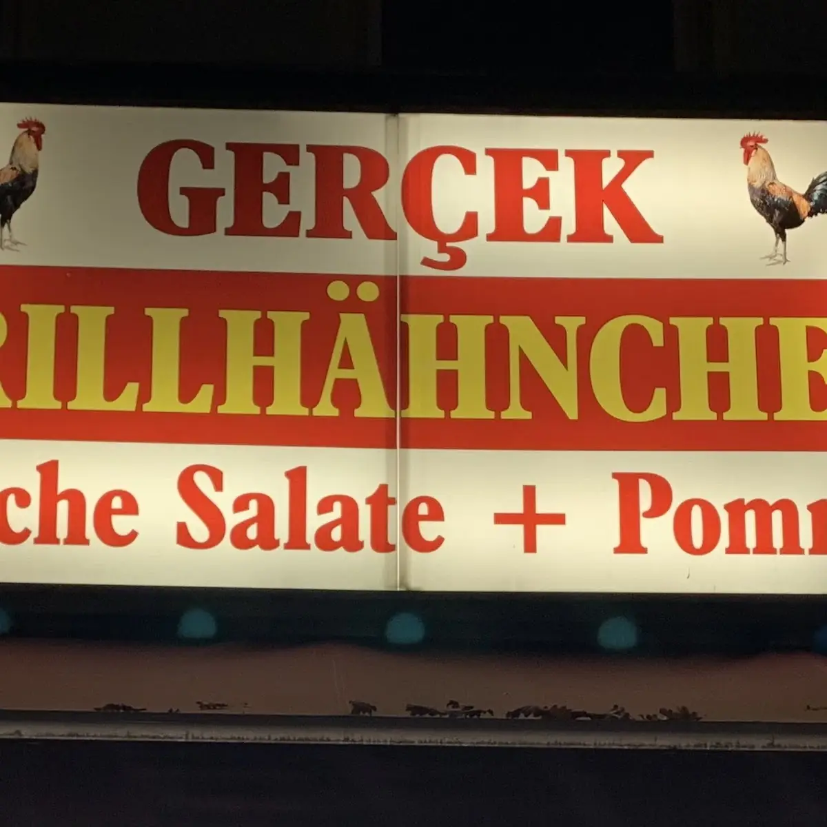 Speisekarte, Gercek Chicken - Chicken, Salad & Fries
