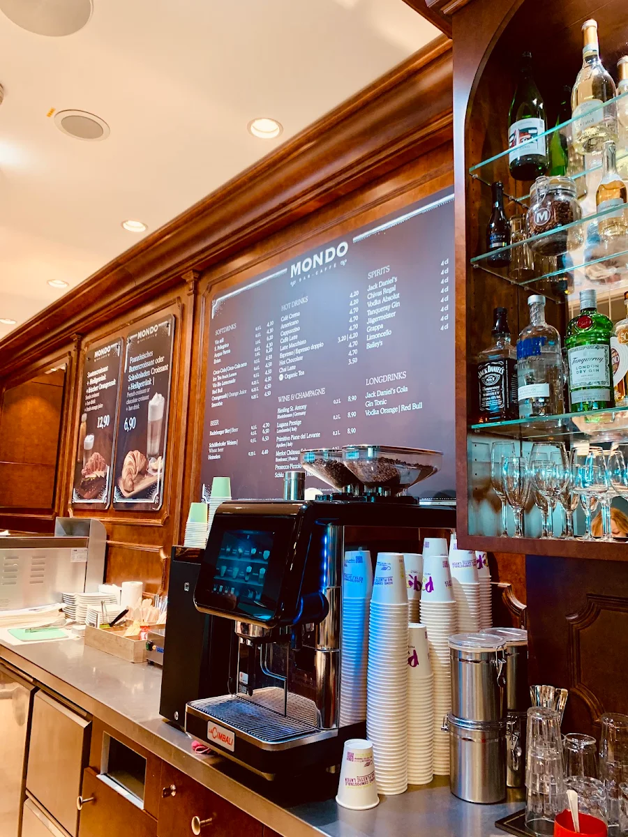Speisekarte, Mondo Bar | Terminal 1 | C14