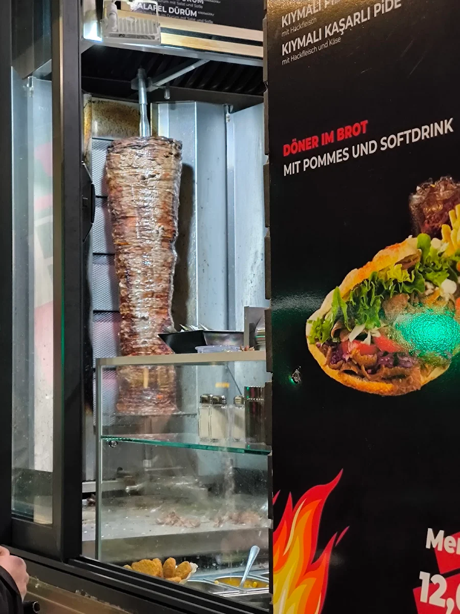 Speisekarte, Master of Döner