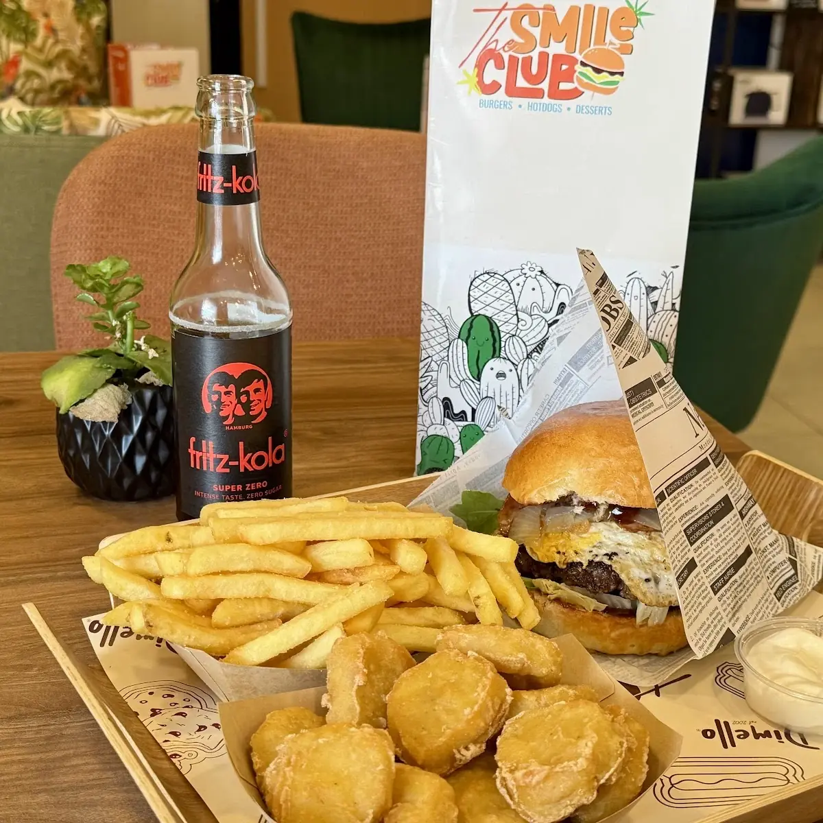 Essen und Trinken, The Smile Club