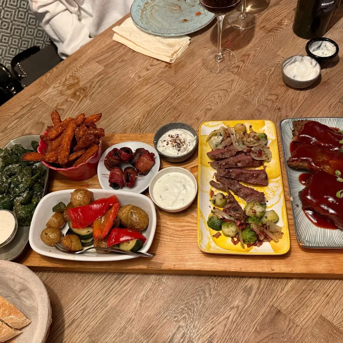 Essen und Trinken, tapas & wine