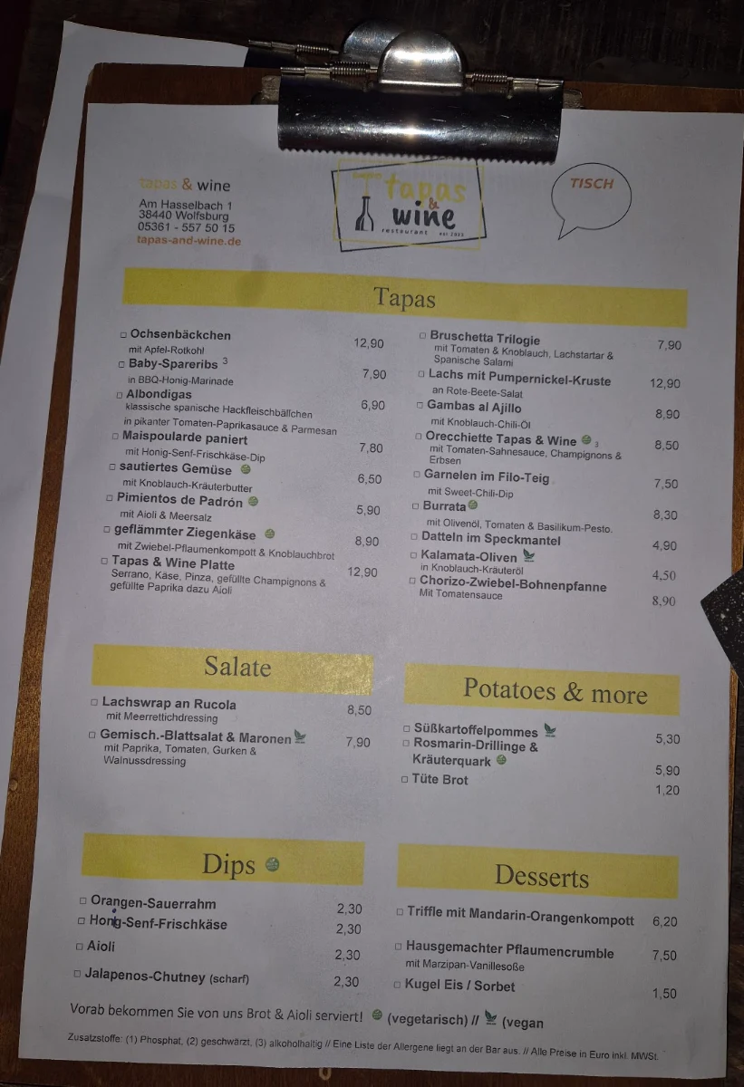 Speisekarte, tapas & wine