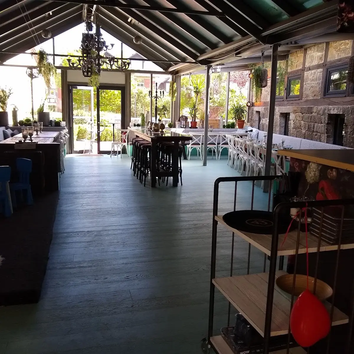 Atmosphäre, tapas & wine